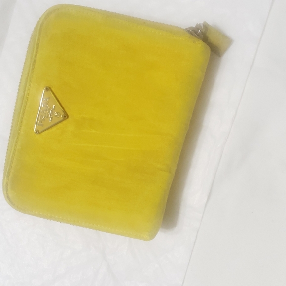 PRADA Vintage YELLOW BIFOLD CANVAS WALLET - Picture 9 of 15
